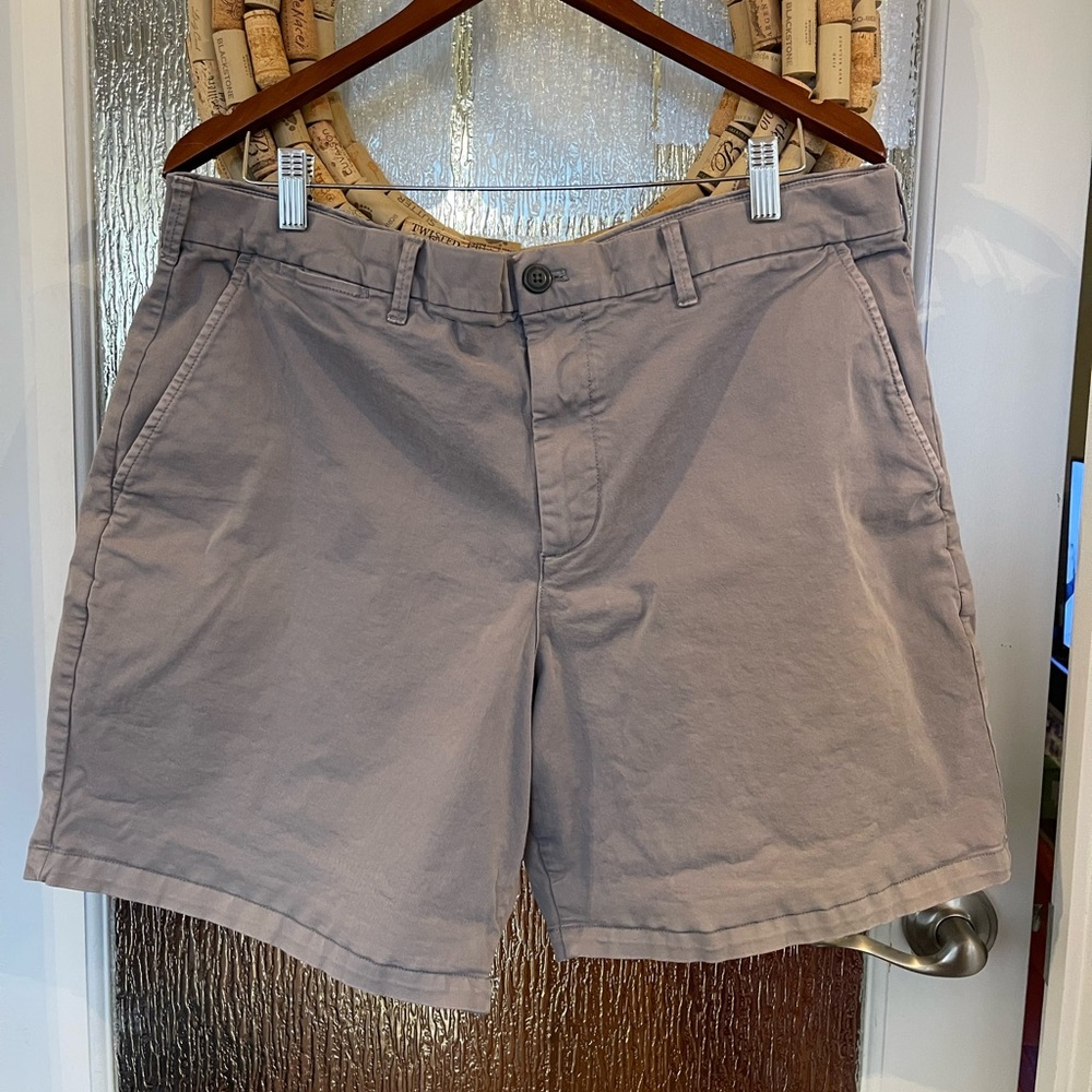 GAP 8” Shorts